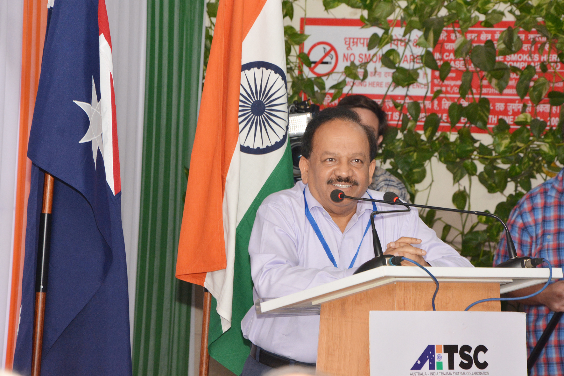 Dr. Harsh Vardhan addressing the function during the visit of the Australian P M, Tony Abbott