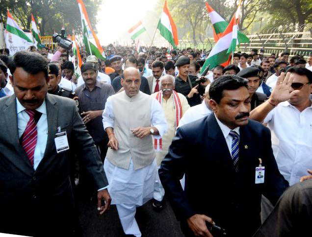 Rajnath Singh flags off “Run for unity” rally in Hyderabad
