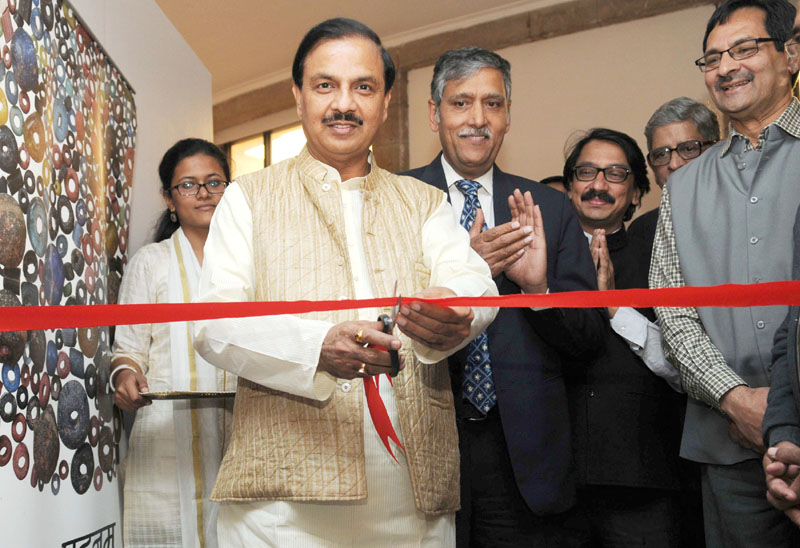 Dr. Mahesh Sharma inaugurating an exhibition Unearthing PATTANAM: Histories, Cultures, Crossings