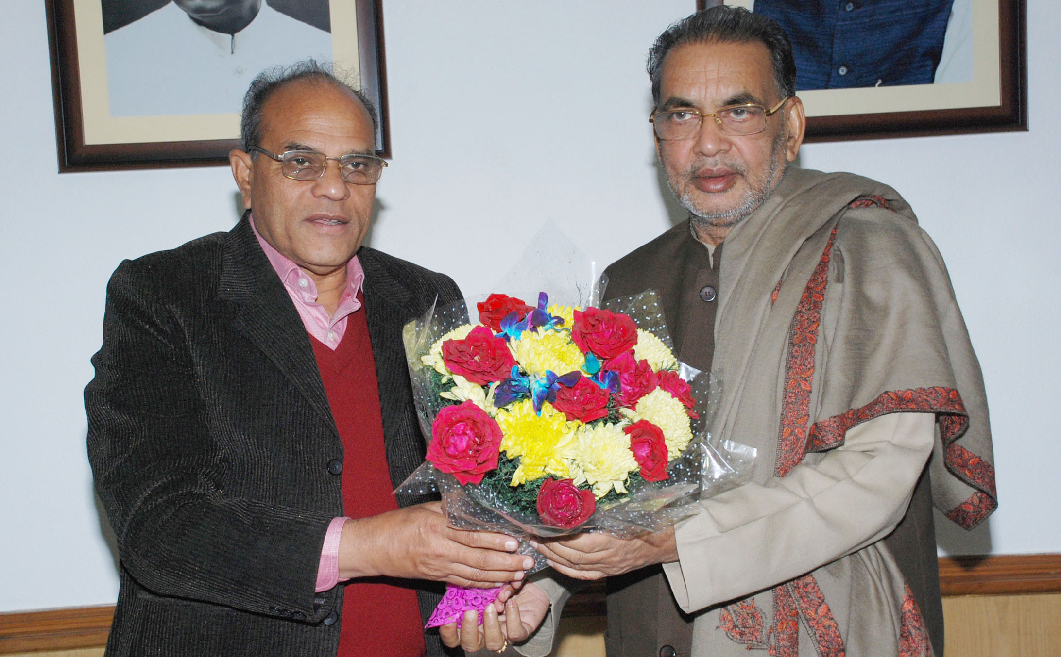 Agriculture Minister of MP, Gauri Shankar Bisen meeting the Union Minister Radha Mohan Singh,